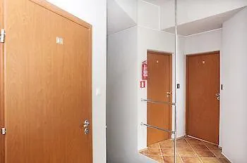 城市客房24旅馆 * 格但斯克